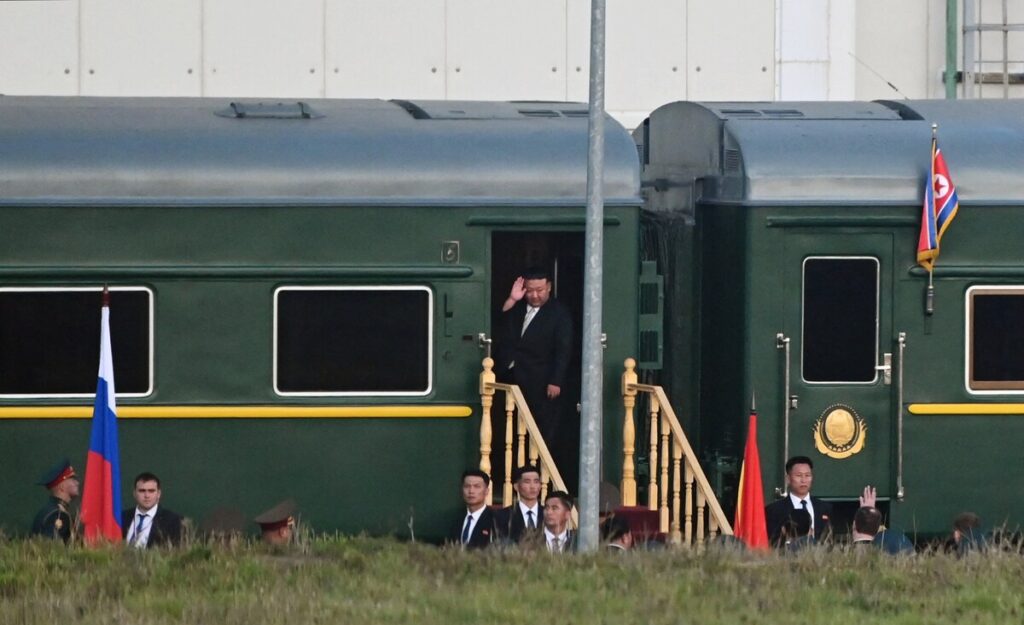 Líder norcoreano parte de Rusia a bordo de su tren blindado