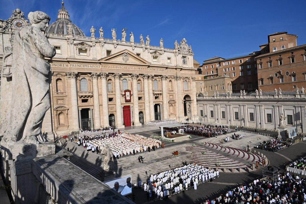 La Iglesia inicia su sínodo entre expectativas de apertura y temores conservadores