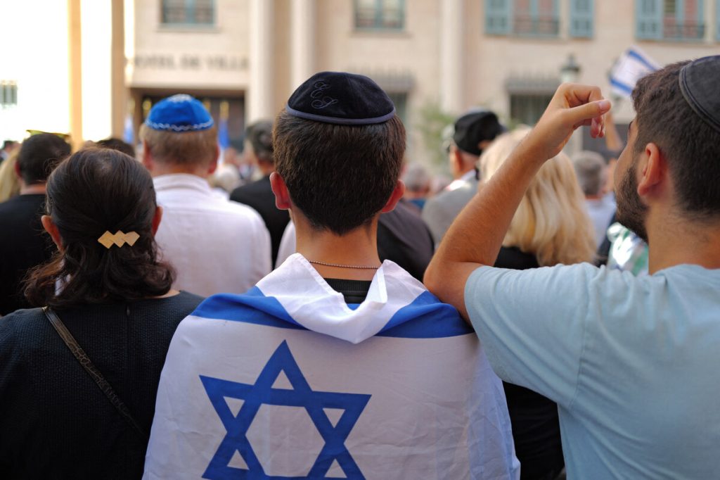 La Torre Eiffel se iluminará con los colores de Israel en solidaridad tras ataque de Hamás