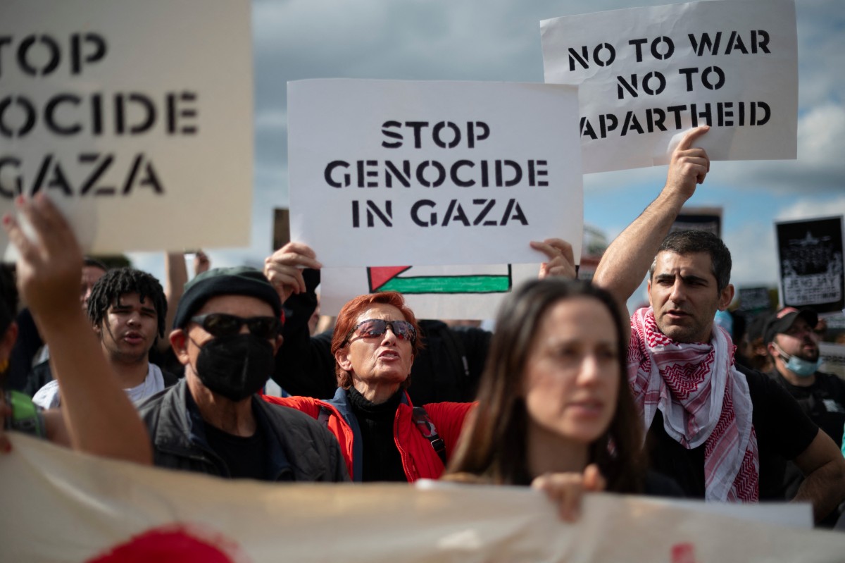 Manifestantes ocupan edificio del Congreso de EEUU para exigir alto el fuego  en Gaza – Artículo 66