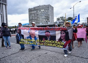 Levantan bloqueos en carreteras de Guatemala, protestas se centran en la capital. Foto: AFP