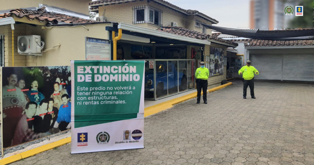Embargan casa de Pablo Escobar en Medellín