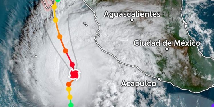 Huracán Norma se fortalece a categoría 3 cerca de México
