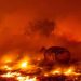 Millas de evacuados por un incendio en California