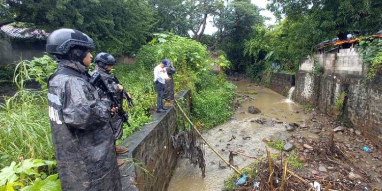 Pilar causa lluvias en Centroamérica, que teme desbordes de ríos