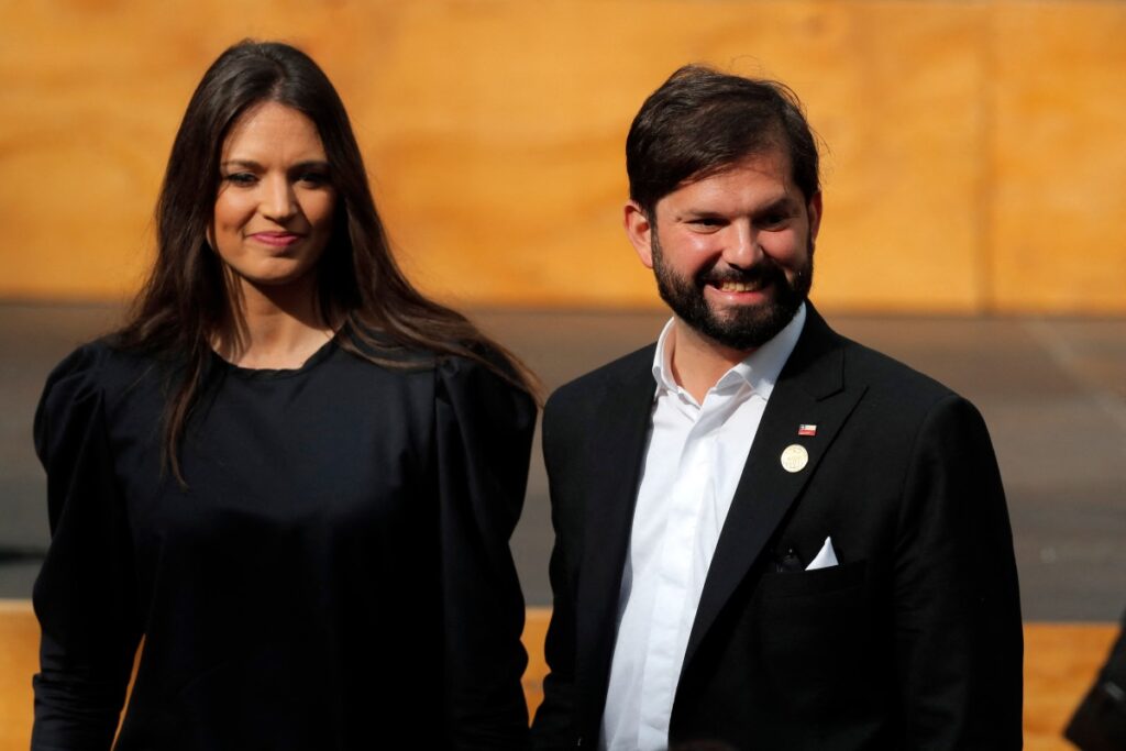 Presidente chileno Gabriel Boric anuncia la separación con su pareja
