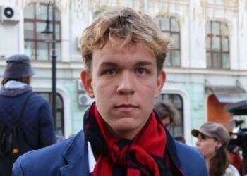 En Rusia juzgan a un joven de 18 años por criticar la invasión rusa en Ucrania