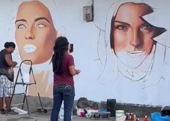Muralistas estelianos intentaron hacer un homenaje a la Miss Universo 2023 pero las autoridades policiales los detuvieron. Foto: Christel Castillo | Vía: TikTok