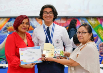 Hijo del preso político Jimmy Bonilla gana premio a mejor estudiante de secundaria. Foto: Redes sociales