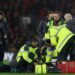 Capitán del equipo de fútbol inglés sufre un paro cardíaco en pleno partido
