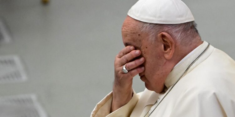 Papa Francisco lamenta fin de tregua en Gaza y pide nuevo cese al fuego lo antes posible. Foto: AFP