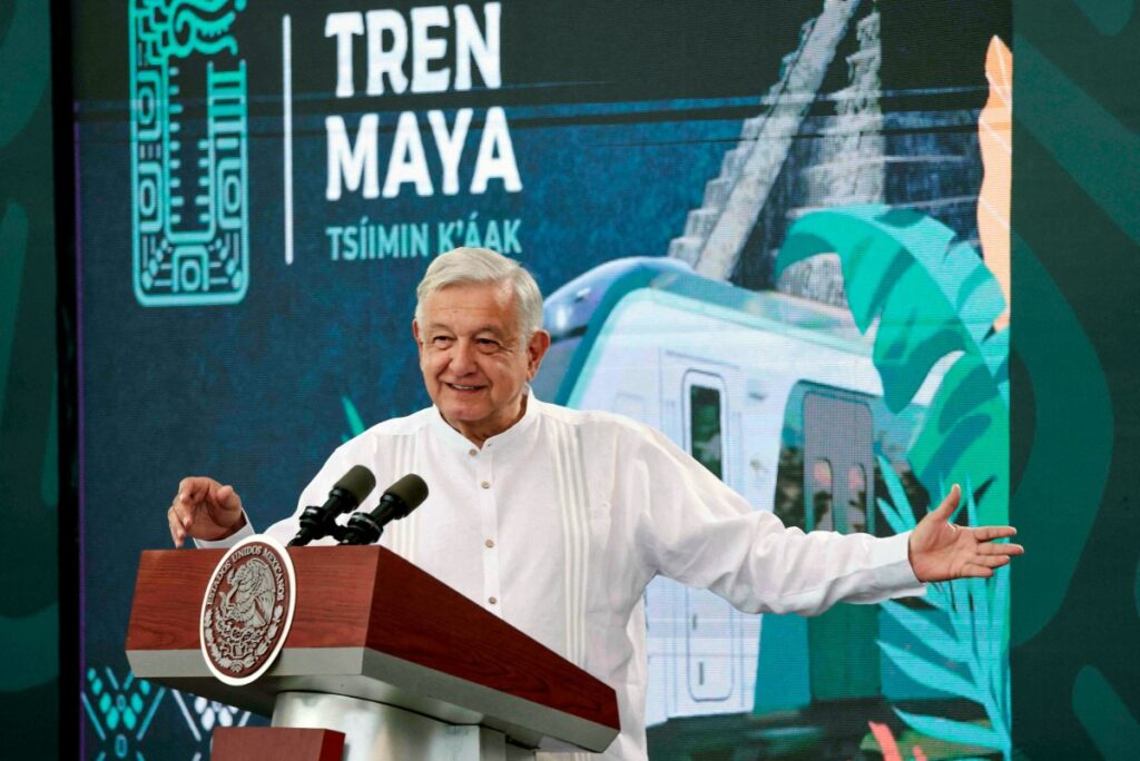 El Tren Maya arranca en México con promesa de prosperidad y denuncias de «ecocidio»