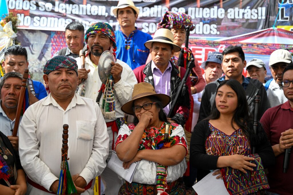 Líderes indígenas advierten que un «golpe de Estado» sigue en marcha en Guatemala