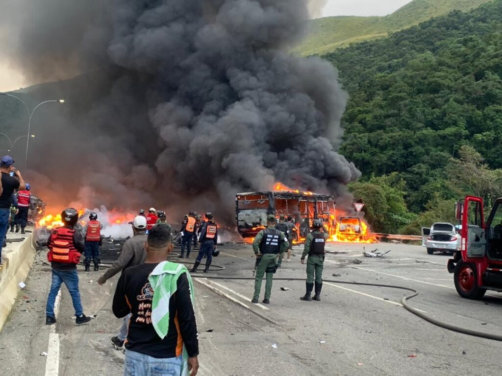 Ocho muertos en Venezuela tras multiple accidente por camión de carga