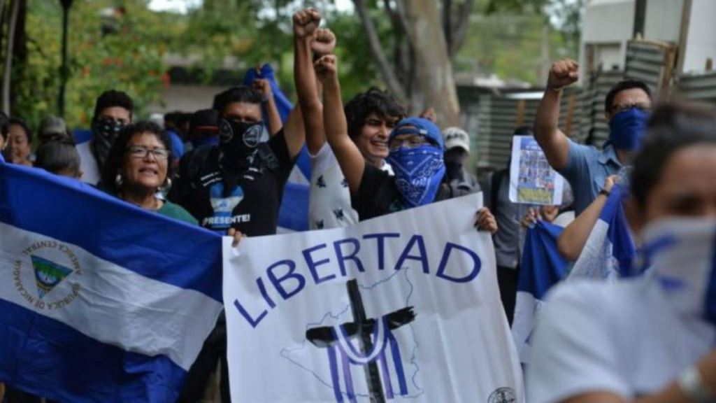 Denuncian más agresiones contra presos políticos encerrados en La Modelo