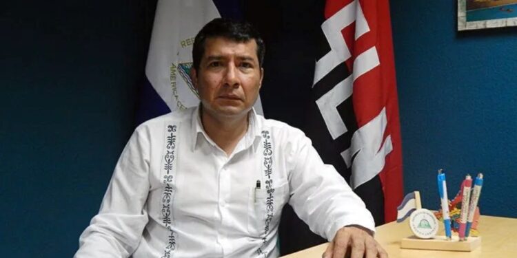 Carlos Midance, ahora retirado embajador de Nicaragua ante Argentina. Foto: Revista La Comuna.