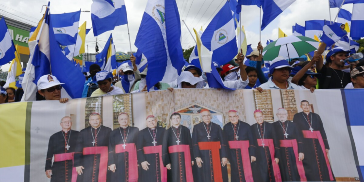 Opositores han exigido en numerosas ocasiones al régimen de Ortega que cese el asedio a la Iglesia Católica, aunque siguen sin ser escuchados. Foto: Versión Final.