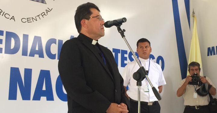 El padre Pablo Villafranca durante una conferencia de prensa. Foto: Conferencia Episcopal de Nicaragua