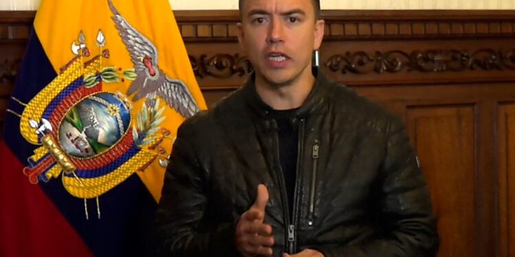 Grab from a handout video released by Ecuador's presidency press office showing Ecuador's President Daniel Noboa announcing a state of emergency for the entire country, including the prison system, following the escape of the leader of the largest drug gang from a prison in Guayaquil (southwest), in Quito, on January 8, 2024. - The 60-day measure empowers Noboa to mobilise the military to take to the streets and enter penitentiaries on the grounds of a "grave internal commotion" in the nation, as well as suspend citizens' rights. He also ordered a six-hour curfew between 23:00 and 05:00 local time (04:00 to 10:00 GMT). (Photo by Handout / Presidencia Ecuador / AFP) / RESTRICTED TO EDITORIAL USE - MANDATORY CREDIT 'AFP PHOTO /  PRESIDENCIA ECUADOR' - NO MARKETING - NO ADVERTISING CAMPAIGNS - DISTRIBUTED AS A SERVICE TO CLIENTS

 - RESTRICTED TO EDITORIAL USE - MANDATORY CREDIT 'AFP PHOTO /  PRESIDENCIA ECUADOR' - NO MARKETING - NO ADVERTISING CAMPAIGNS - DISTRIBUTED AS A SERVICE TO CLIENTS / BEST QUALITY AVAILABLE