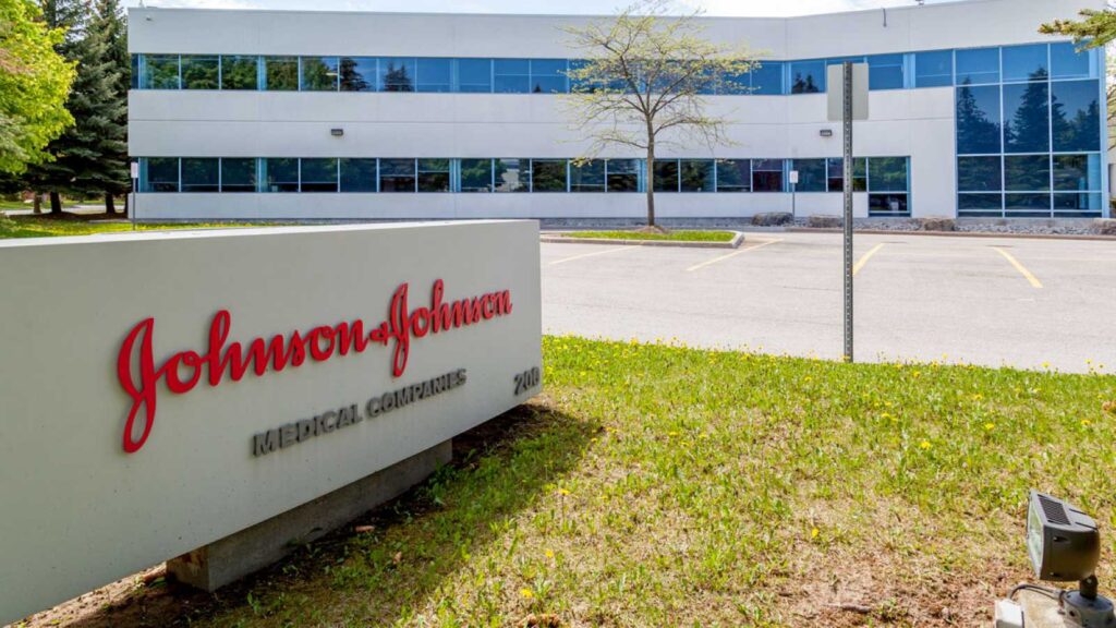 Johnson&amp;Johnson comprará biotecnológica para reforzarse en tratamiento contra cáncer