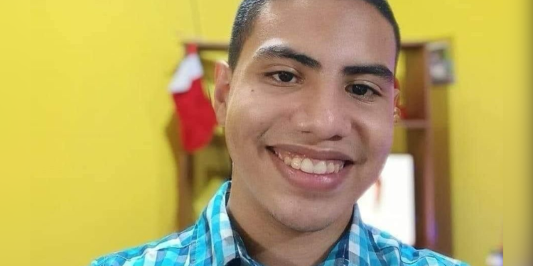 Joven de la Empresa Portuaria de Nicaragua es encontrado fallecido en las cercanías de la catedral de Managua. Foto: Redes sociales
