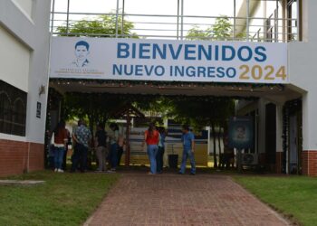 «Dictadura orteguista movió filas de la juventud sandinista para tener más estudiantes en la Universidad Casimiro Sotelo», afirma opositor. Foto: Divergentes