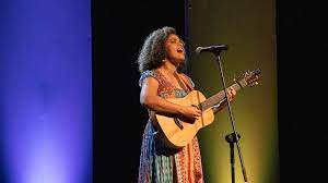 Ceshia Ubau, cantautora nicaragüense.