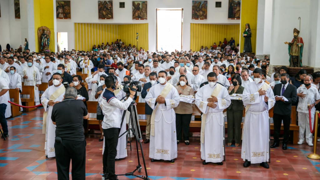 Pese a bloqueo de cuentas, la Iglesia católica realiza colecta para ayudar a los sacerdotes ancianos y enfermos