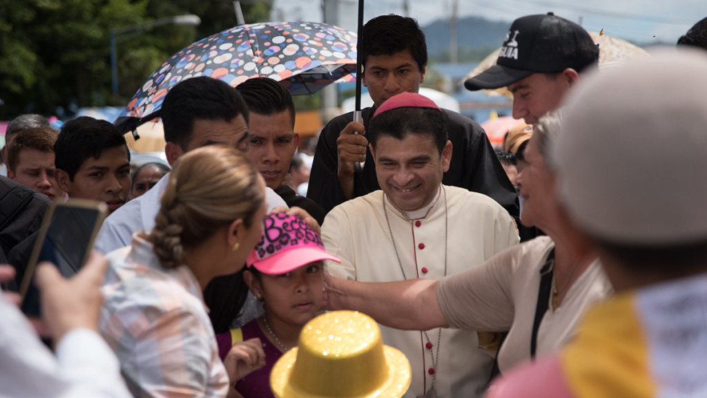 A Ortega «le salió el tiro por la culata»: 60 por ciento de los nicaragüenses confía en la Iglesia católica, según el Barómetro de las Américas