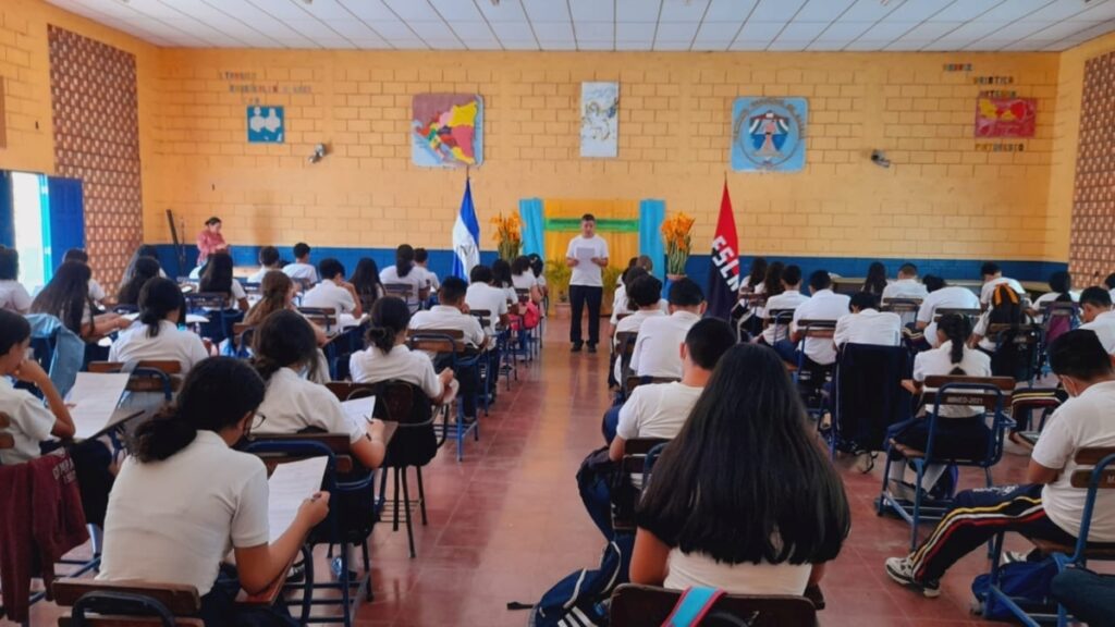 Bachilleres nicaragüenses pueden estudiar su carrera universitaria en Estados Unidos. Así pueden aplicar a las Becas Walton