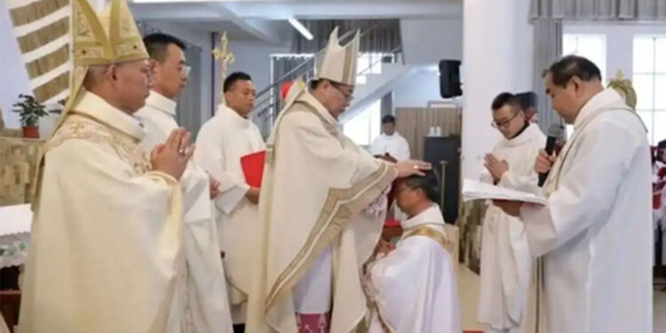 China busca "mejora continua" en sus relaciones con el Vaticano