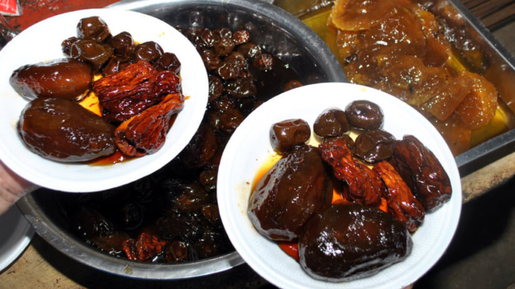 Baja demanda en frutas para preparar el tradicional almíbar, las familias priorizan la comida
