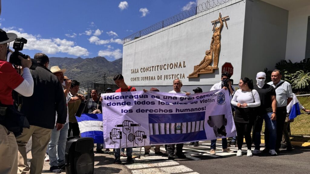 Exiliados nicaragüenses en Costa Rica demandan a las autoridades actuar con «suma cautela» ante peticiones de extradición de Ortega 