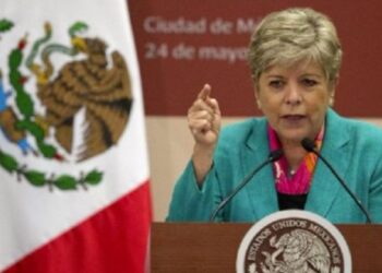 La canciller de México, Alicia Bárcenas, anunció que su país llevra a Ecuador ante la CIJ por el asalto militar a su embajada en Quito.