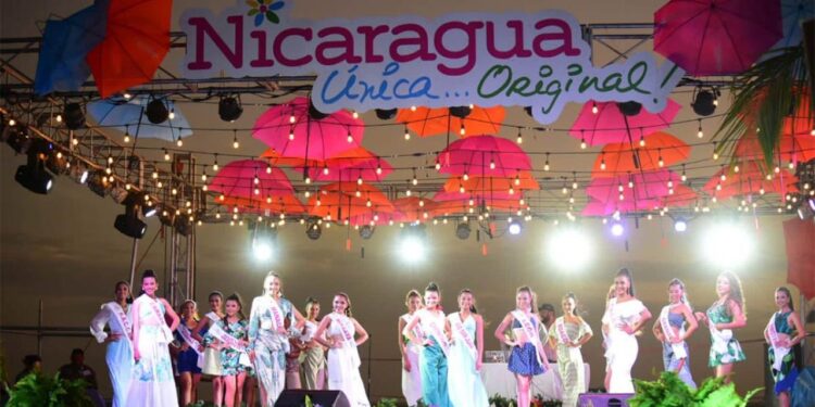 La dictadura, organizó su propio concurso de belleza porque no pudo controlar y utilizar Miss Nicaragua para su propaganda.