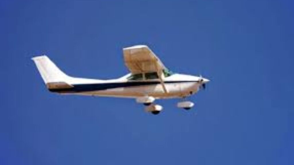 Varios muertos y desaparecidos al caer una avioneta en un lago de Venezuela