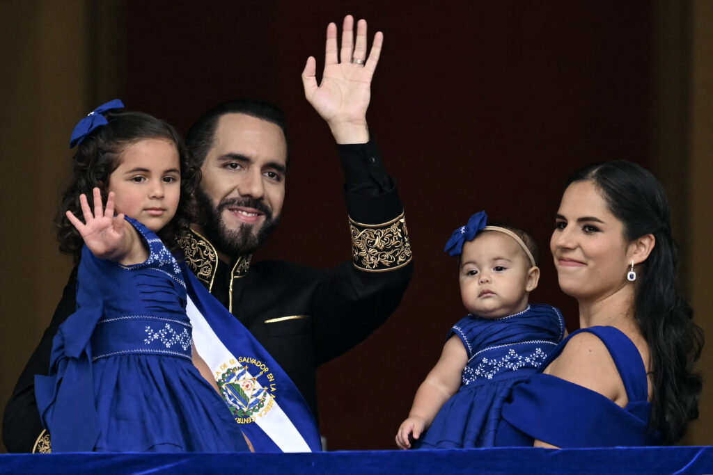 Foto Galería: Nayib Bukele jura como presidente de El Salvador para un segundo mandato