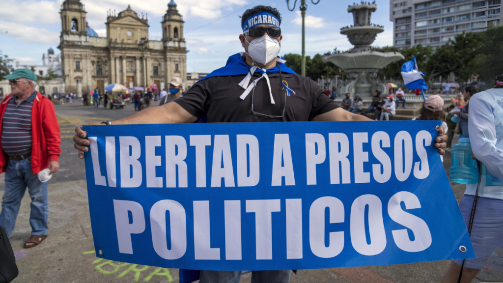 Exigen libertad para presos políticos de la tercera edad, que están enfermos y sin atención médica