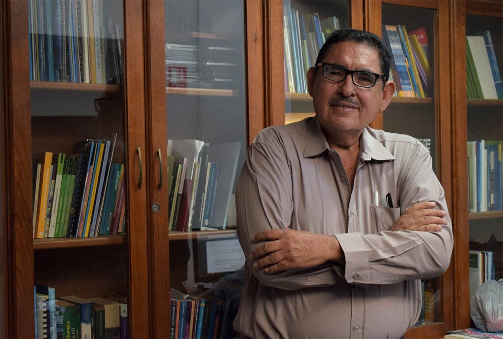 Falleció el veterano periodista Ernesto Aburto, un roble del oficio desde los años 70