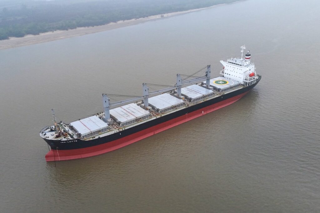 Argentina aísla barco carguero por caso sospechoso de mpox