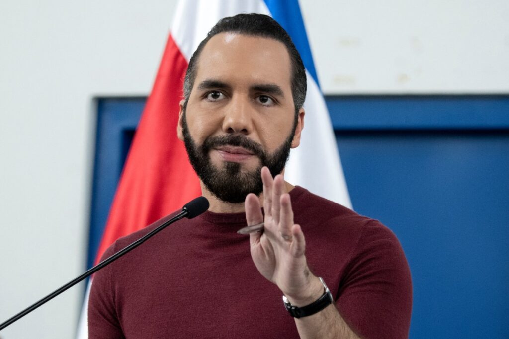 Bukele reconoce 8.000 inocentes liberados en «guerra»  antipandillas en El Salvador