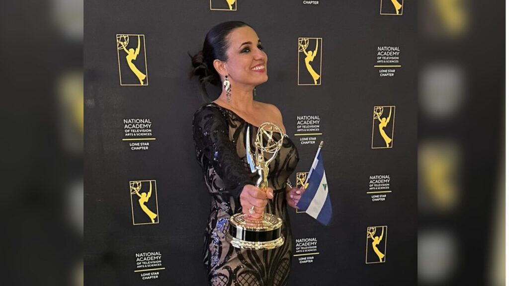 Periodista nicaragüense Samantha Lugo gana un premio Emmy en EE-UU