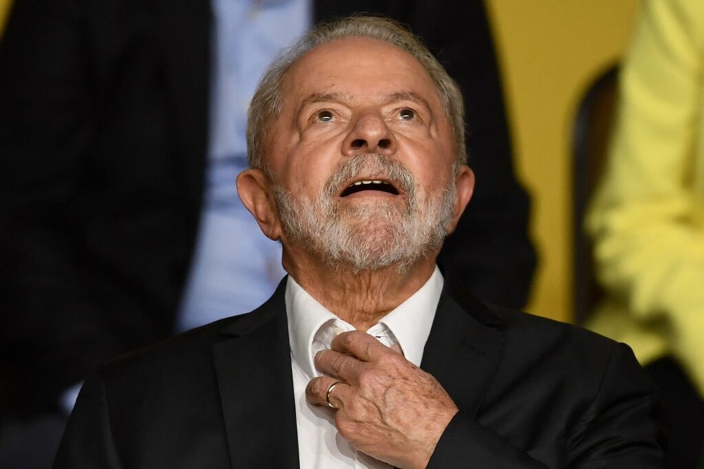 Lula está «estable y sin secuelas» tras operación de emergencia por hemorragia intracraneal