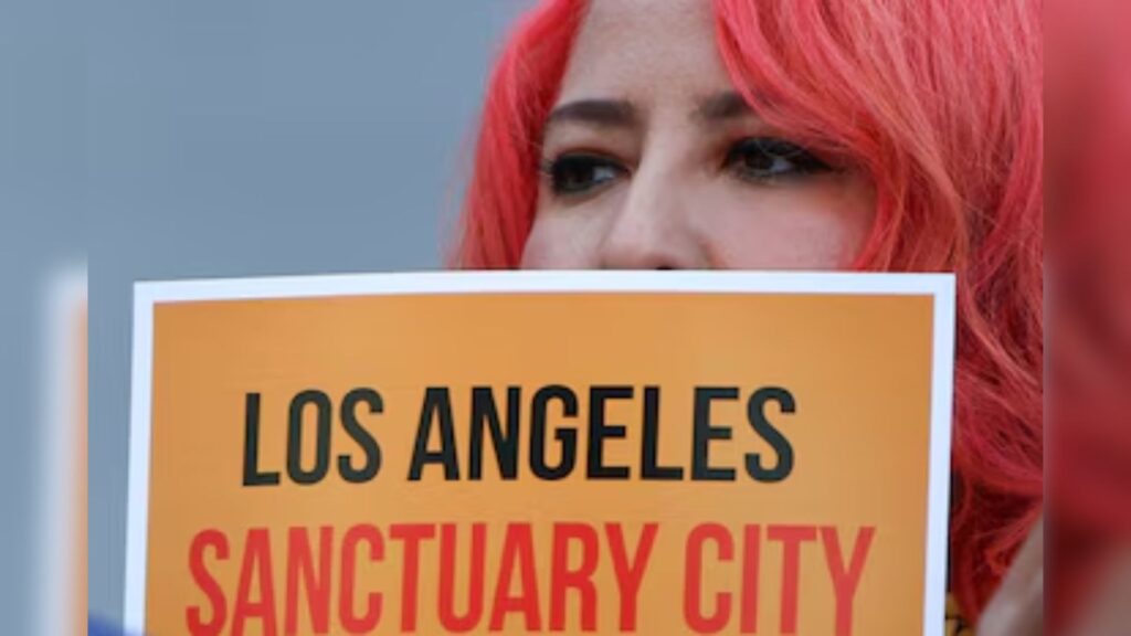 Los Ángeles se declara «ciudad santuario» para migrantes ante la llegada de Trump