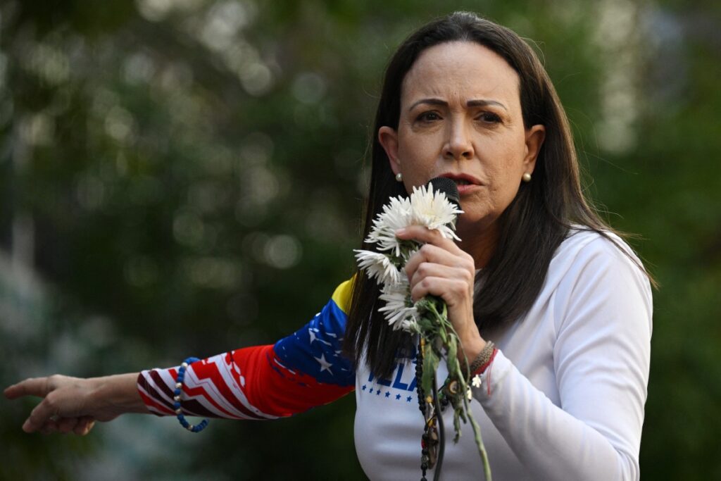 Machado fue arrestada tras manifestación en Caracas, denuncia la oposición