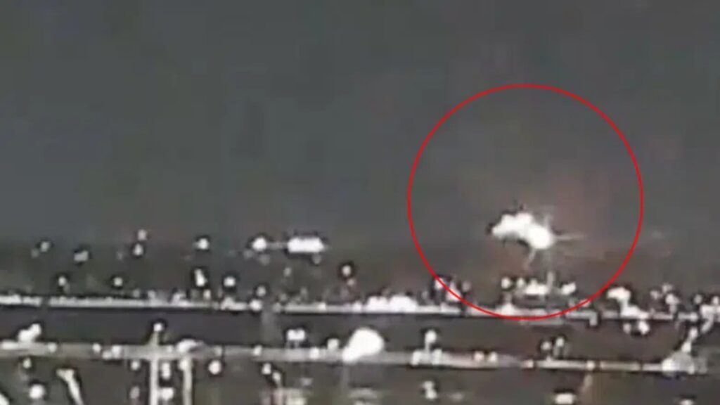 URGENTE: Tragedia aérea en Washington: avión de American Airlines colisiona con helicóptero y cae a un río