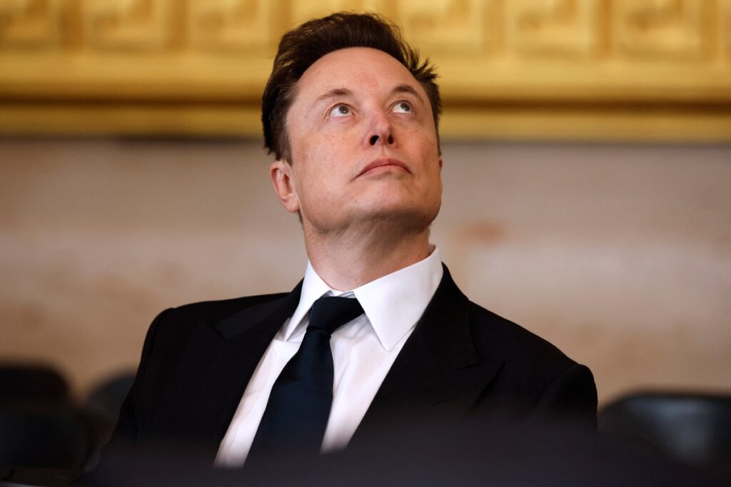 Musk tacha a la agencia USAID de «organización criminal» 