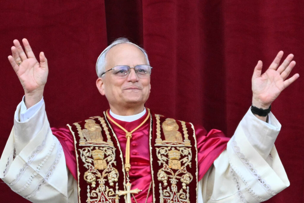 Papa León XIV denuncia la crisis de la libertad de prensa: «ser periodista nunca es un delito»