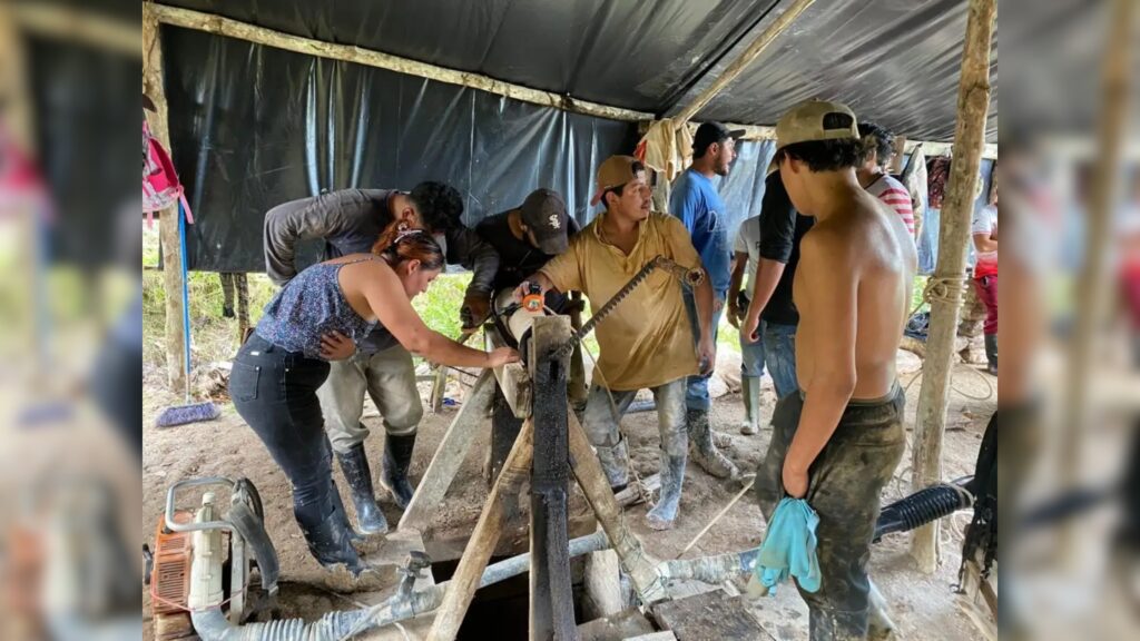 Cuatro mineros artesanales quedaron soterrados tras derrumbe en una mina ilegal de La Libertad, Chontales