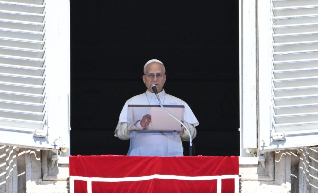 Papa León XIV pide terminar con «pandemia de armas» que mata a niños en crímenes y conflictos